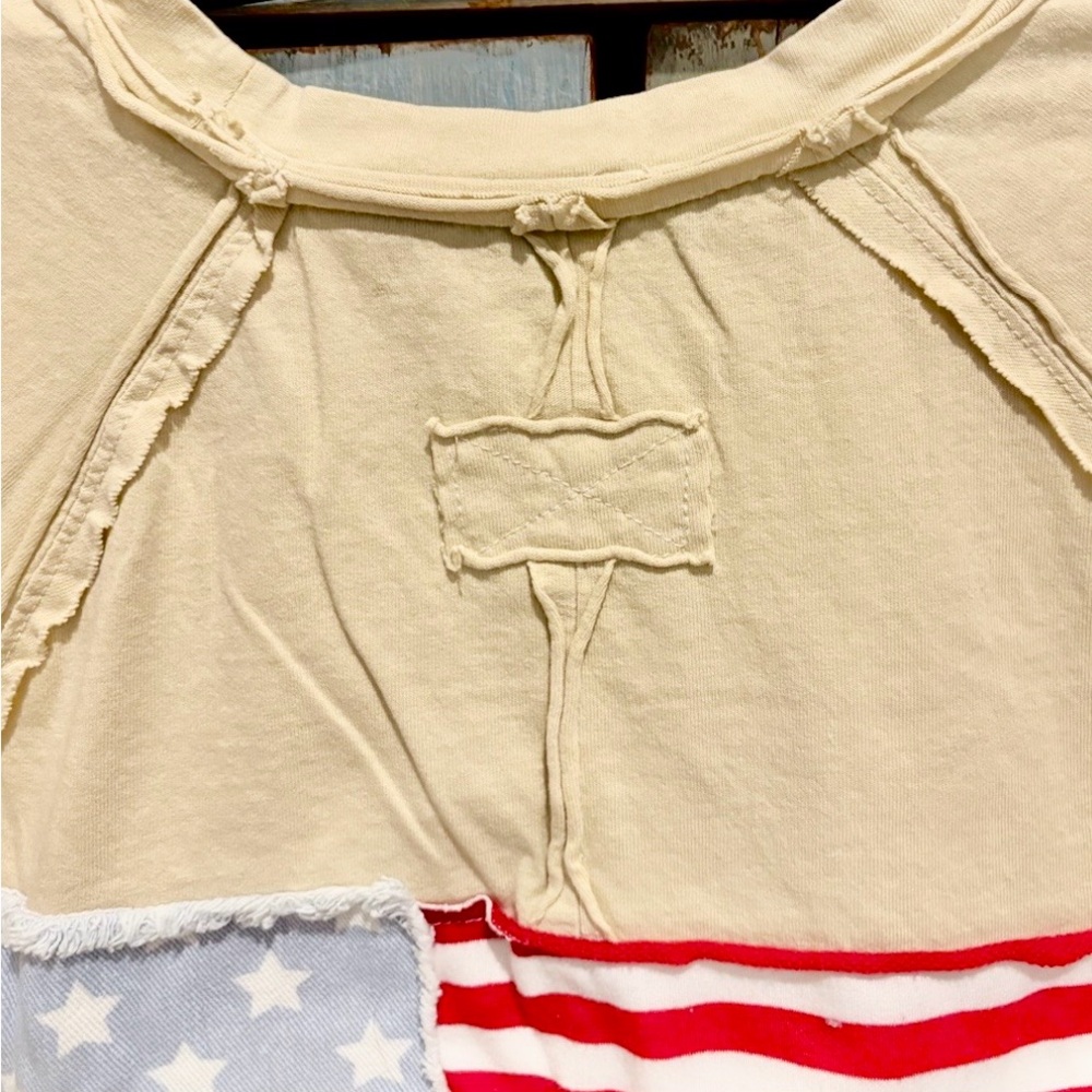 Boho Cream Long-Sleeve 100% Cotton Top - U. S. Flag on Back - Picture 12 of 12